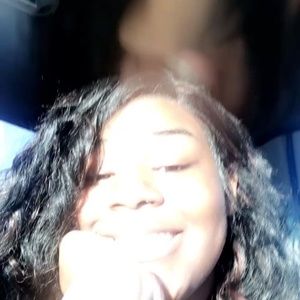 Meet your Posher, Niya